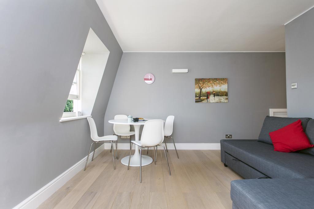 شقة Italianflat - Elsham لندن المظهر الخارجي الصورة