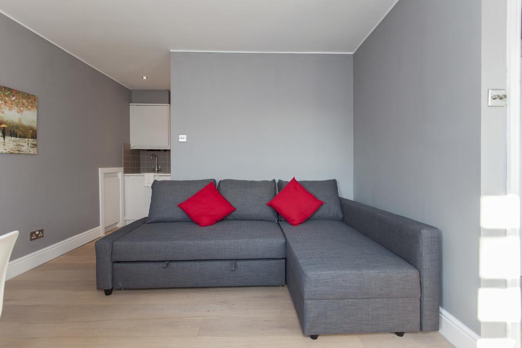 شقة Italianflat - Elsham لندن المظهر الخارجي الصورة